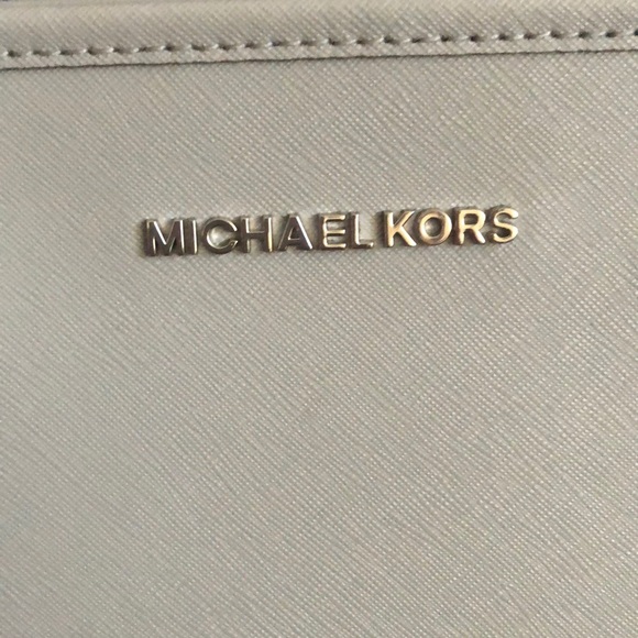 COPY - Michaels kors large sandy tote - Picture 3 of 7